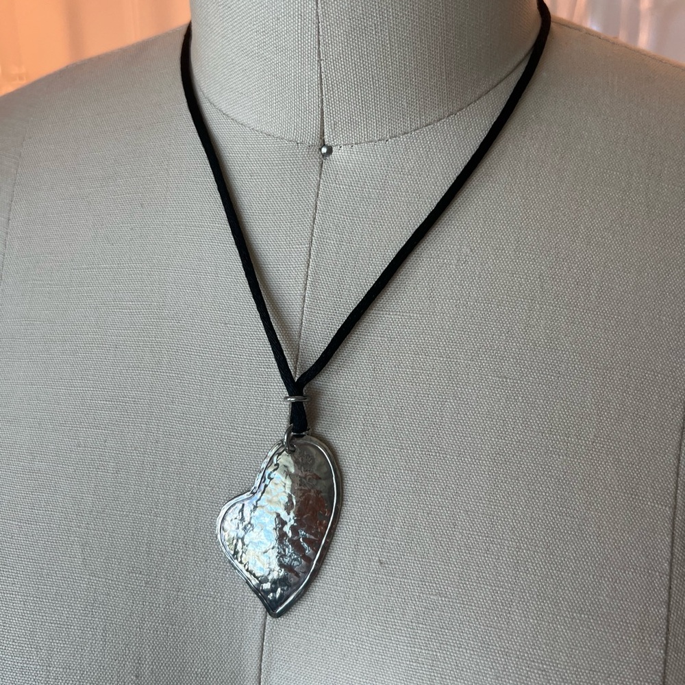 NWT Handmade in Italy 925 Sterling Silver Heart Necklace adjustable Black Cord